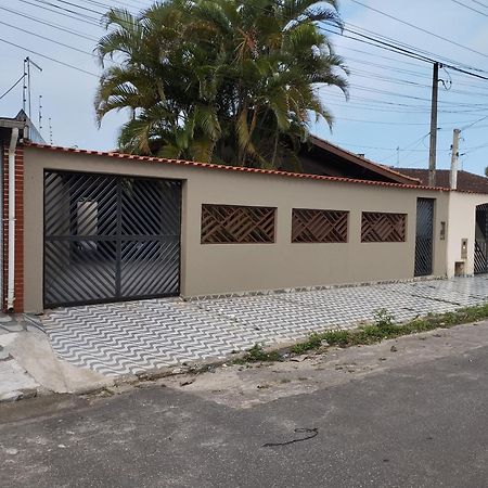 Villa Casa A 50 Metros Da Praia - No Melhor Local Da Pg Praia Grande  Exterior foto